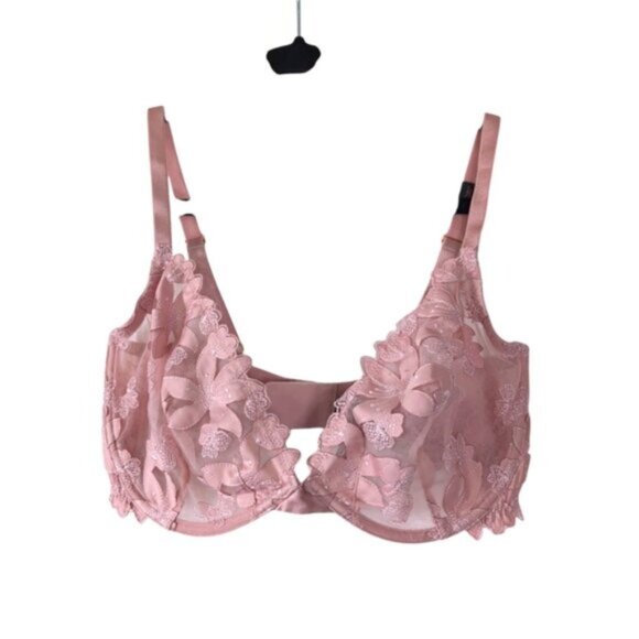 NWT Victoria's Secret Unlined Plunge Romantic Lace Floral Bra 36DDD - Picture 2 of 7